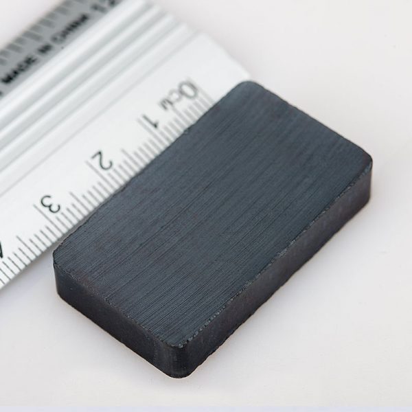 Ferrite magnet, block, 40x25x5 mm - Y30BH