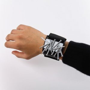 Magnetic wristband for DIYers