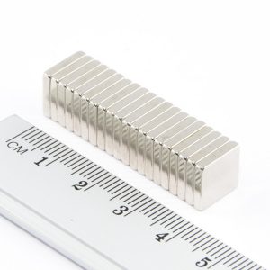 Neodymium magnet, block, 10x10x2 mm - N38