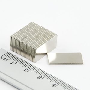 Neodymium magnet, block, 20x10x1 mm - N38