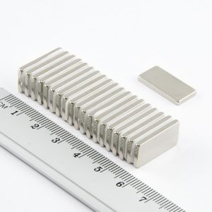Neodymium magnet, block, 20x10x2 mm - N33