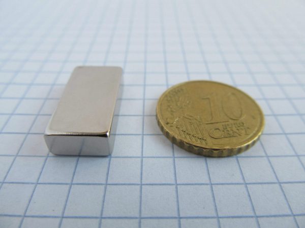 Neodymium magnet, block, 20x10x5 mm - N35