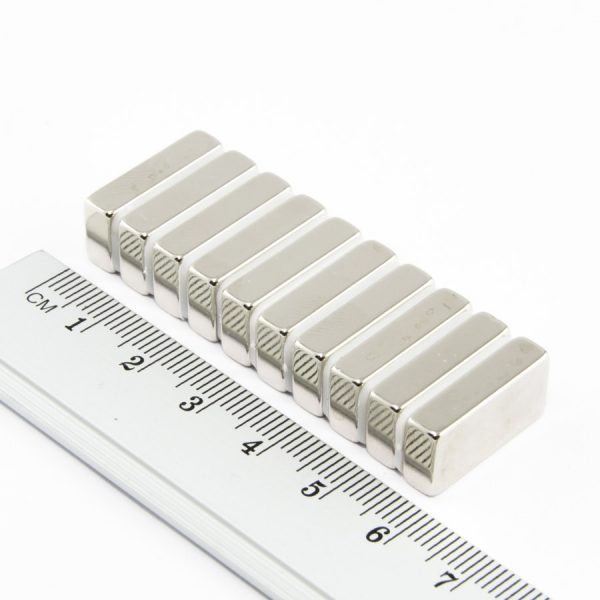 Neodymium magnet, block, 20x10x5 mm - N35