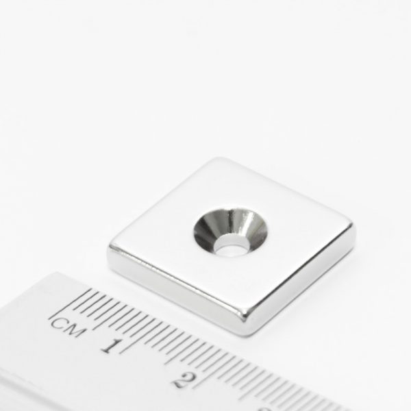 Neodymium magnet, block, 20x20x4 mm, with hole (south pole on the countersunk side) - N38