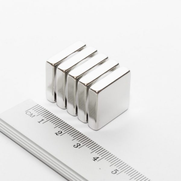Neodymium magnet, block, 20x20x5 mm - N38