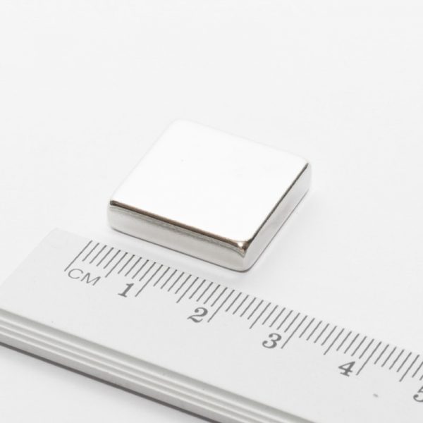 Neodymium magnet, block, 20x20x5 mm - N38