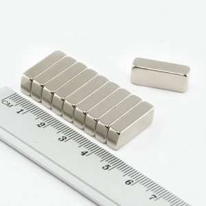 Neodymium magnet, block, 20x8x5 mm - N35