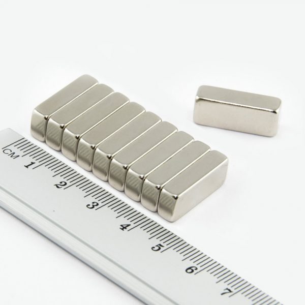 Neodymium magnet, block, 20x8x5 mm - N35
