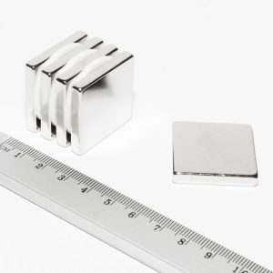Neodymium magnet, block, 30x30x5 mm - N38