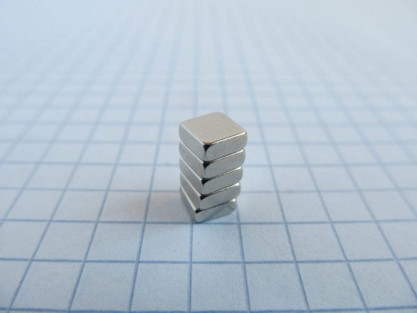Neodymium magnet, block, 5x5x2 mm - N38