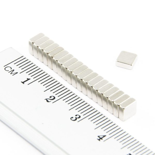 Neodymium magnet, block, 5x5x2 mm - N38
