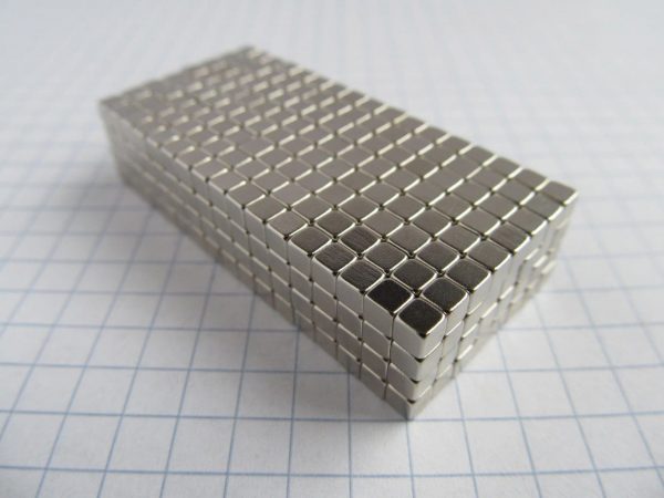 Neodymium magnet, cube, 3x3x3 mm - N52