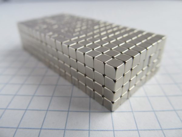 Neodymium magnet, cube, 3x3x3 mm - N52