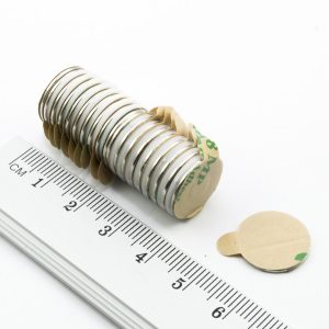 Neodymium magnet, disc, 15x1 mm, self-adhesive (south pole on side without backing) - N38