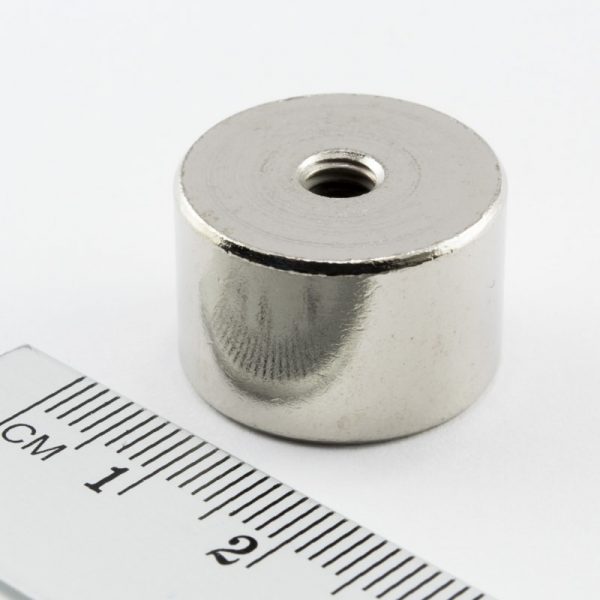 Pot magnet with internal thread, 20x13 mm