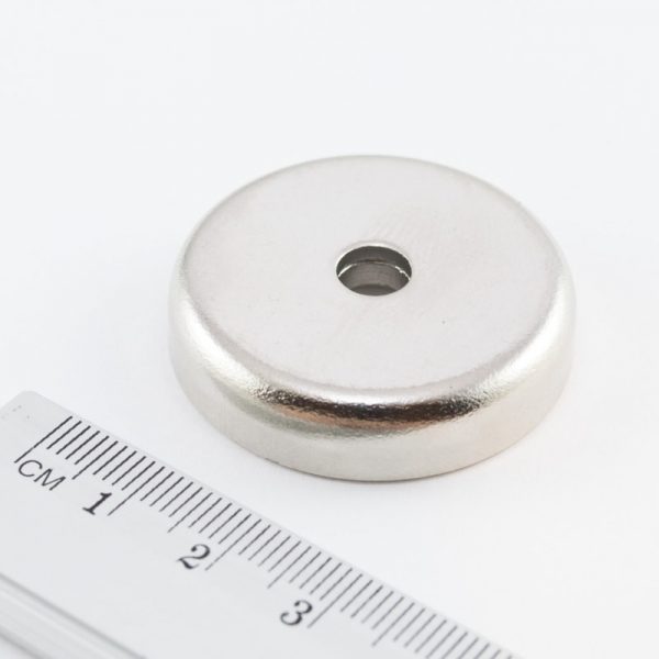 Pot magnet with screw hole, 36x8 mm