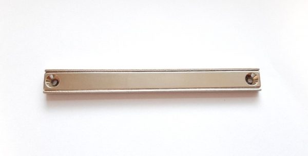 Pot magnet with screw holes, 120x13.5x5 mm