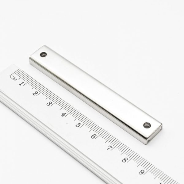 Pot magnet with screw holes, 80x13.5x5 mm