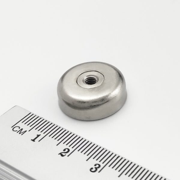 Pot magnet with internal thread through entire magnet, 20×7 mm - Image 2