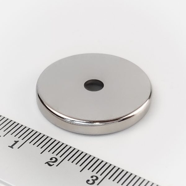 Neodymium magnet, disc, 27x4 mm, with hole M4