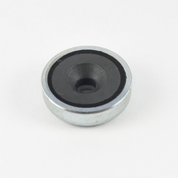 ferrite magnet in steel