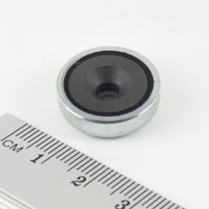Pot magnet with screw hole, 20x6 mm (ferrite)
