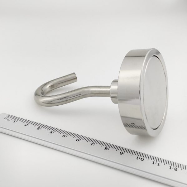Magnetic hook