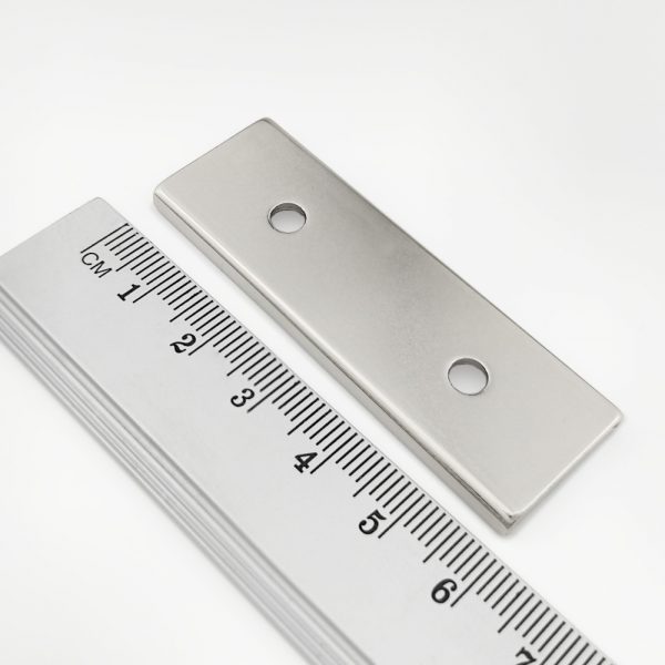 Pot magnet with screw holes, 60x20x4 mm