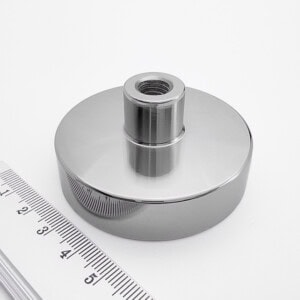 Pot magnets with internal thread socket