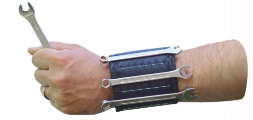 magnetic wristband