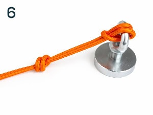 How to tie a knot on a magnet