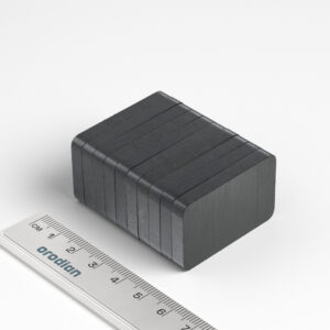 Ferrite magnet, block, 40×25×5 mm - Y30BH