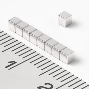 Neodymium magnet, cube, 2×2×2 mm - N52