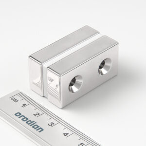 Neodymium magnet, block, 40×20×10 mm, with 2 holes M4, double-sided - N38