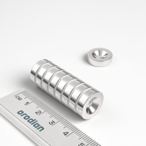 Neodymium magnet, disc, 15×4 mm, with hole M4 (north pole on the countersunk side) - N38